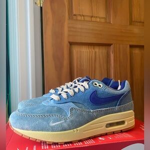 Size 8.5 - Nike Air Max 1 Premium Dirty Denim 2022